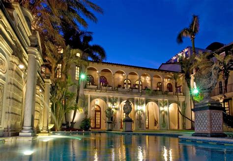 casa de versace en miami restaurant|giannis at Versace mansion Miami.